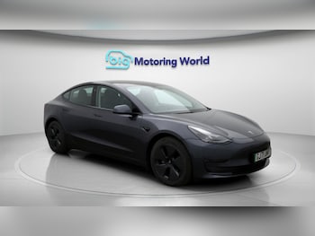 Tesla - Model 3