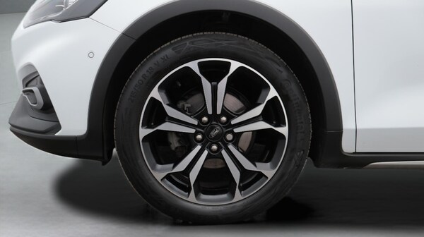 Used Ford Focus 2021 for sale - 76159188: Photo 19