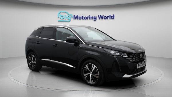 Used Peugeot 3008 2023 for sale - 76200340: Photo 2