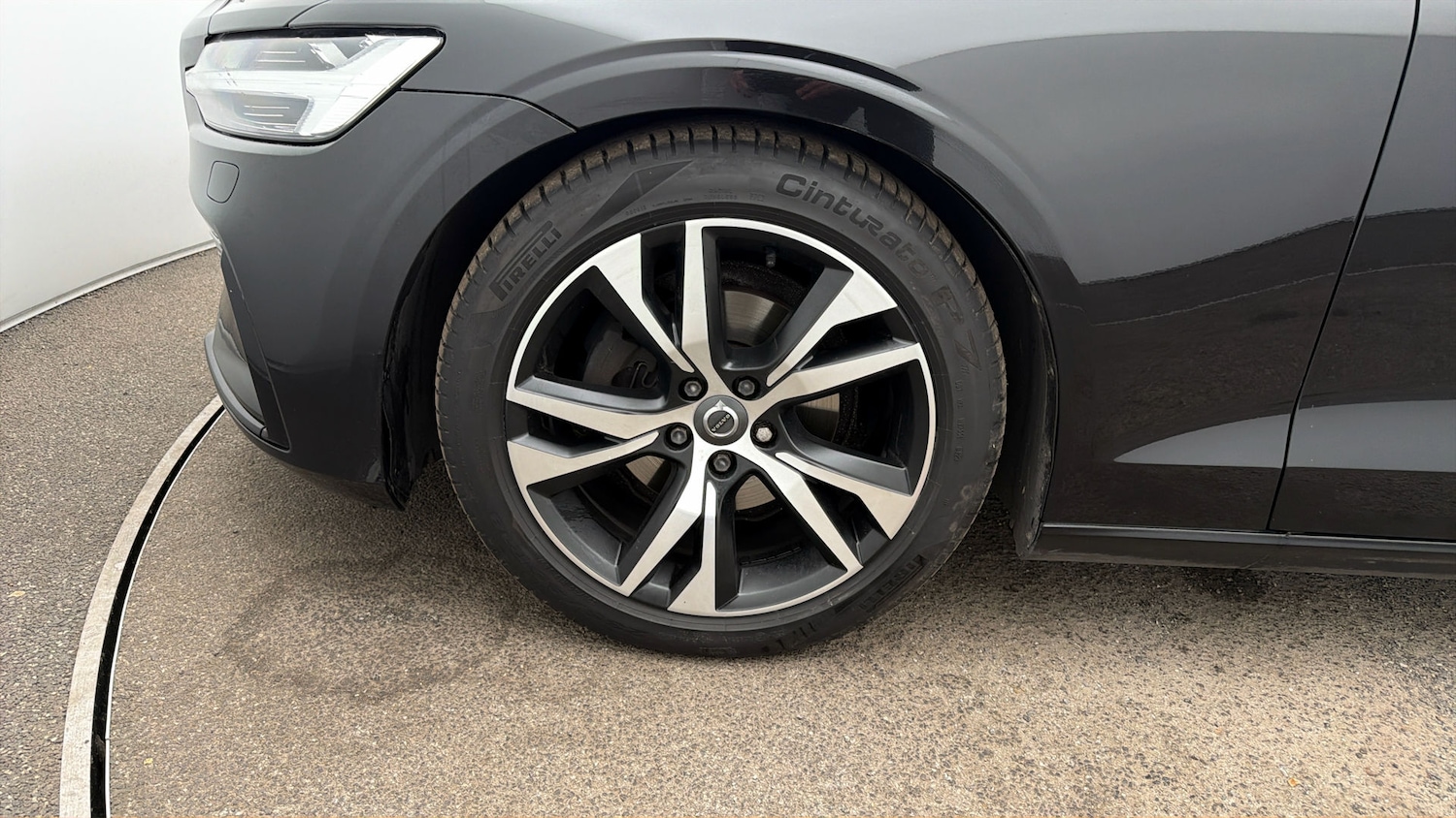 Used Volvo V60 2020 for sale - 77931121: Photo 17