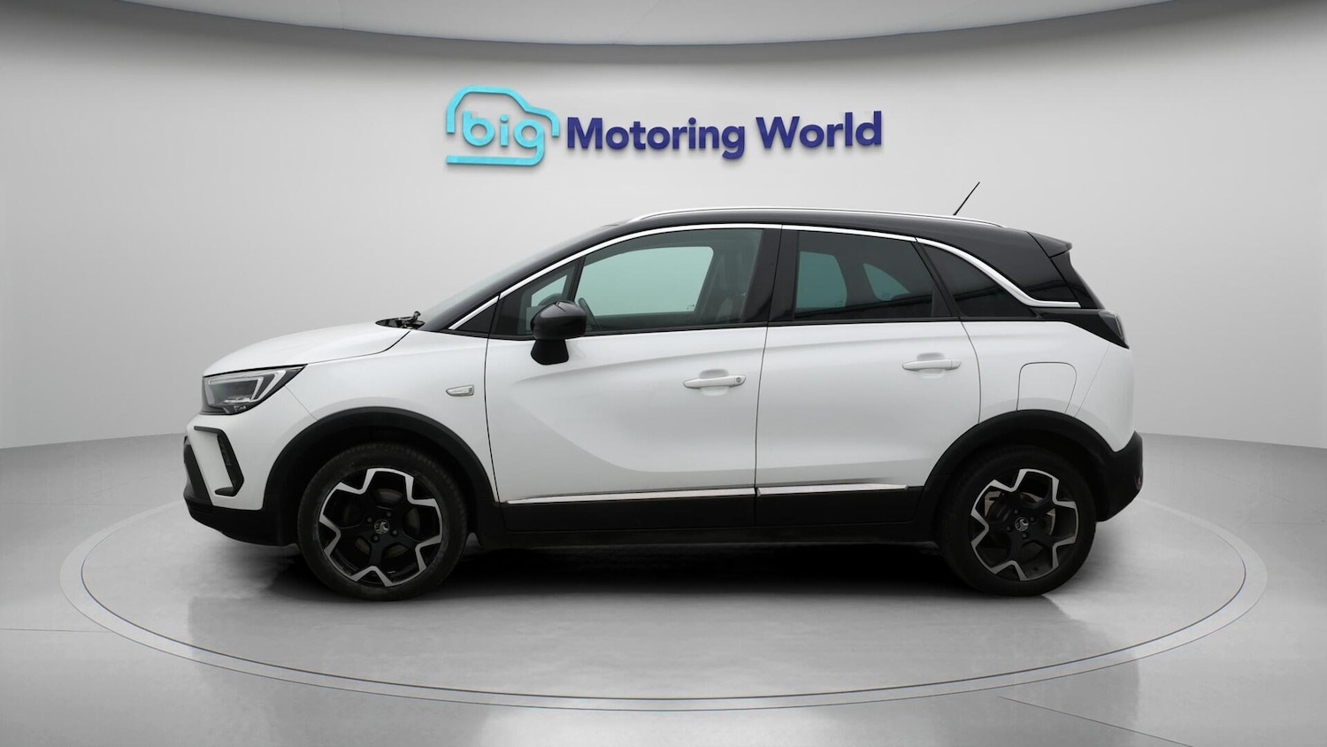 Used Vauxhall Crossland 2022 for sale - 76657672: Photo 5