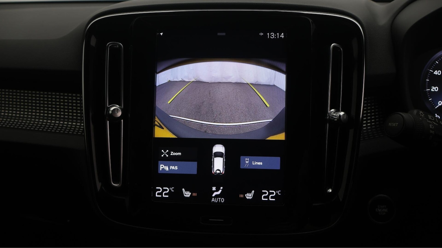 Used Volvo XC40 2019 for sale - 76423349: Photo 27