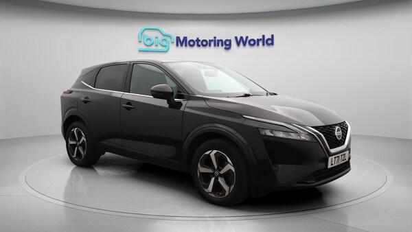Used Nissan Qashqai 2021 for sale - 76251467: Photo 2