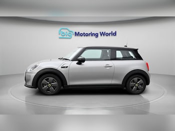 Used MINI Hatch 2023 for sale - 79263090: Photo