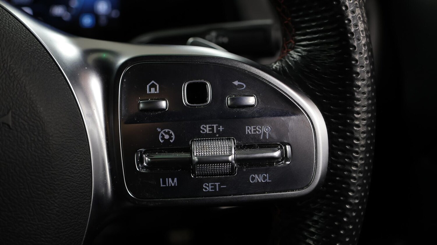 Used Mercedes-Benz GLB for sale - 76538997: Photo 26