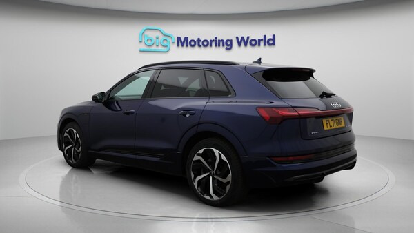 Used Audi e-tron 2021 for sale - 76226371: Photo 6