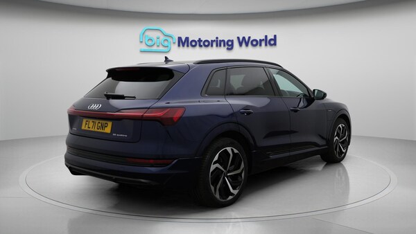 Used Audi e-tron 2021 for sale - 76226371: Photo 8