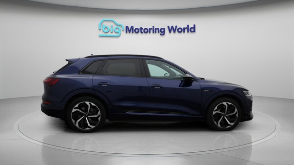 Used Audi e-tron 2021 for sale - 76226371: Photo 9