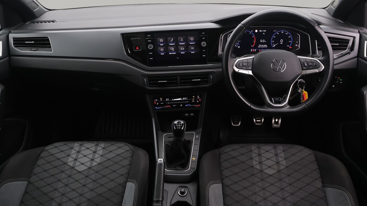 Used Volkswagen Polo 2024 for sale - 77750166: Photo 13