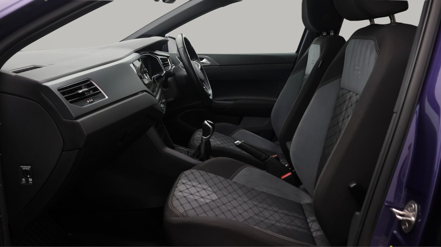 Used Volkswagen Polo 2024 for sale - 77750166: Photo 14