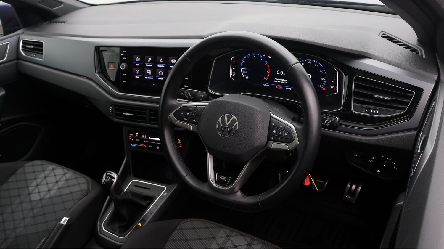 Used Volkswagen Polo 2024 for sale - 77750166: Photo 9