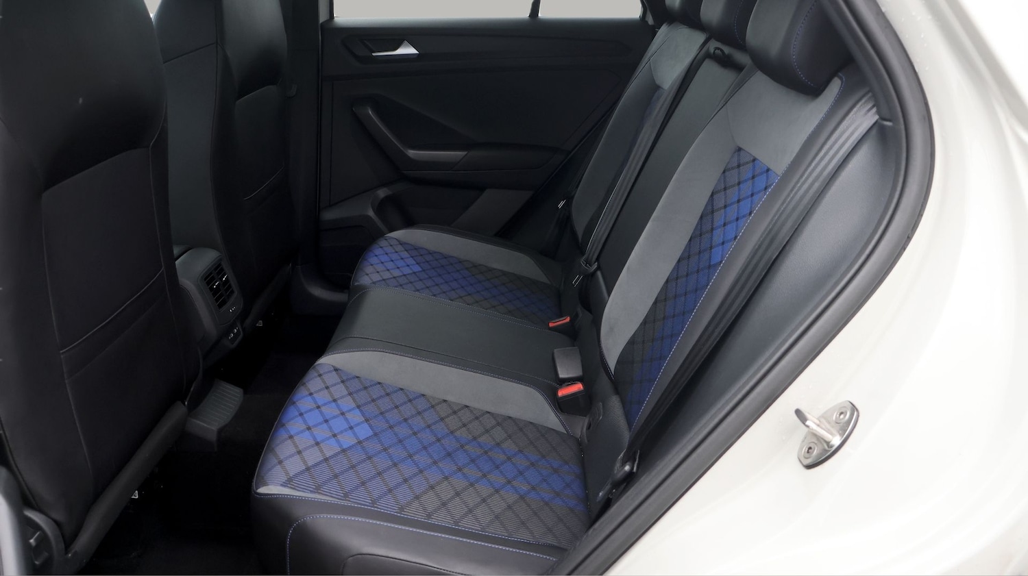 Used Volkswagen T-Roc 2023 for sale - 77296619: Photo 16