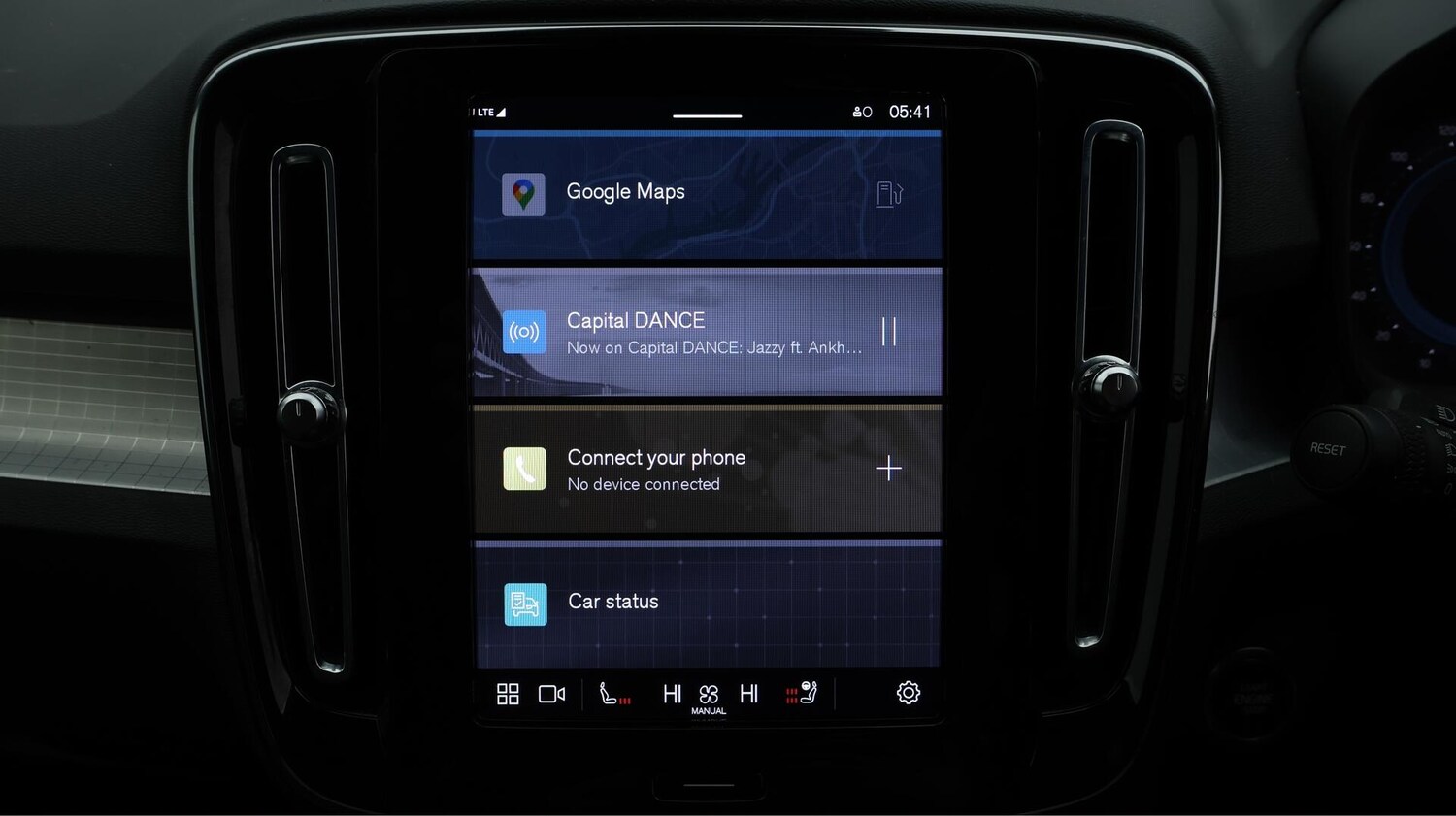 Used Volvo XC40 2023 for sale - 76484514: Photo 11