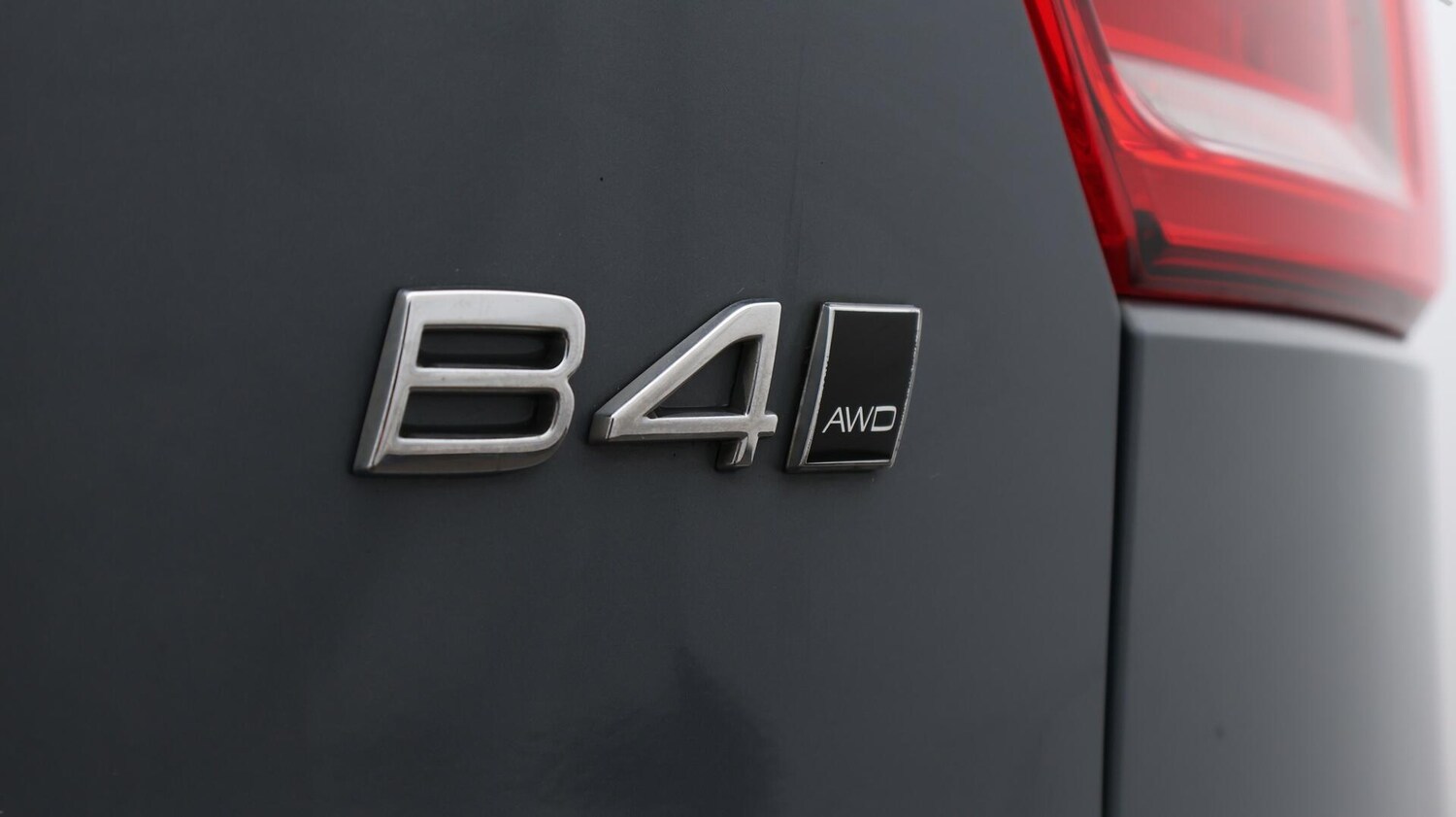 Used Volvo XC40 2023 for sale - 76484514: Photo 21