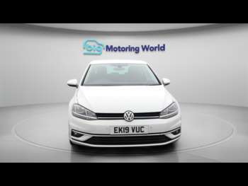Used Volkswagen Golf 2019 for sale - 74837835: Photo