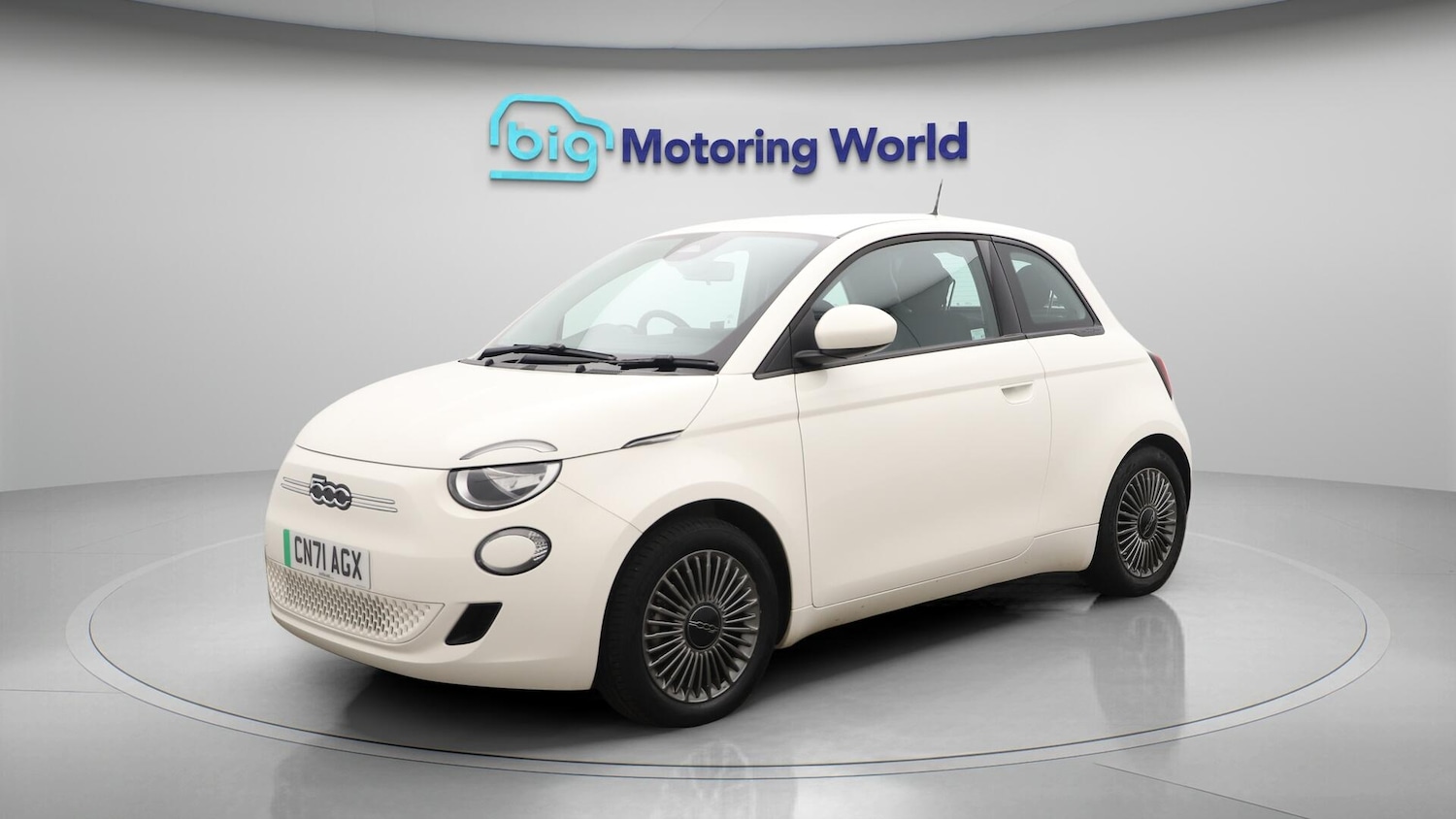 Used Fiat 500 2021 for sale - 76561045: Photo 4