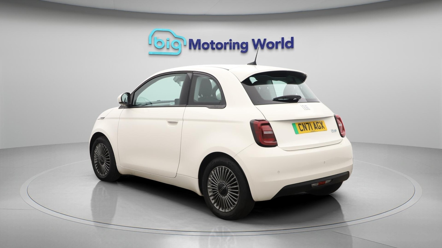 Used Fiat 500 2021 for sale - 76561045: Photo 6