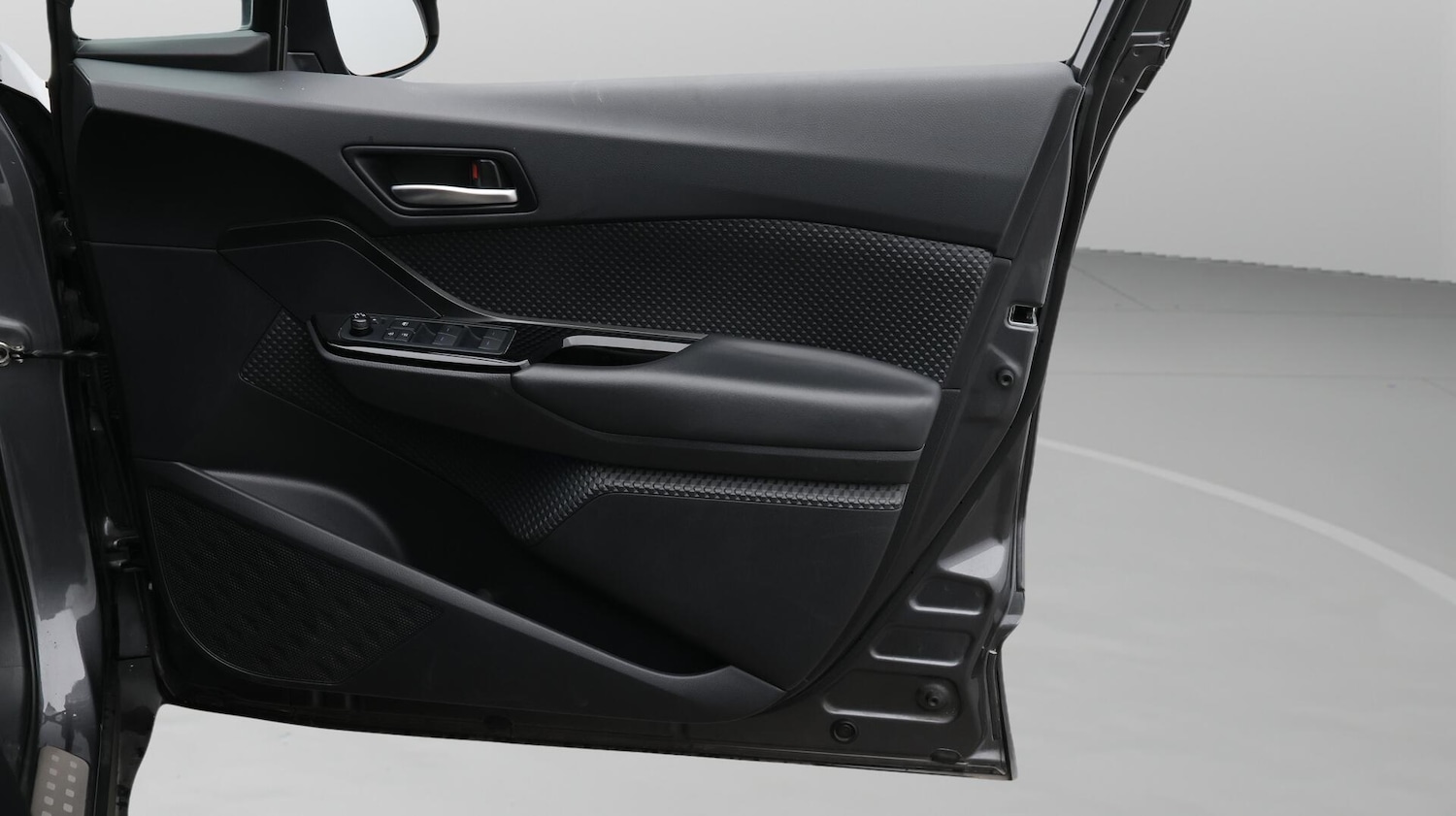 Used Toyota C-HR 2022 for sale - 76473857: Photo 16