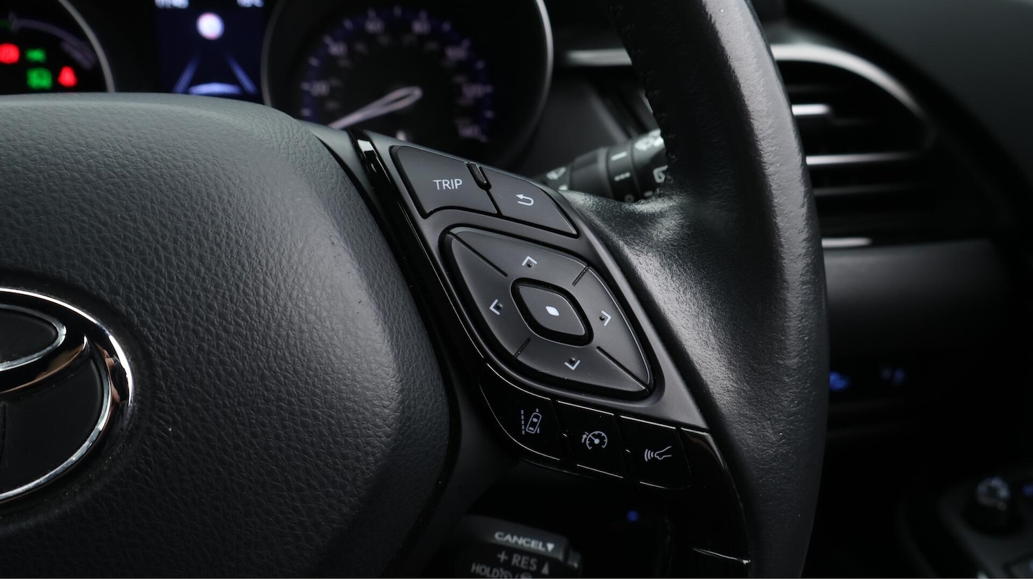 Used Toyota C-HR 2022 for sale - 76473857: Photo 27