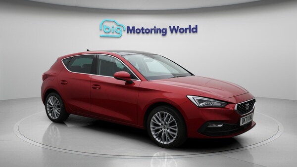 Used SEAT Leon 2021 for sale - 76136911: Photo 2