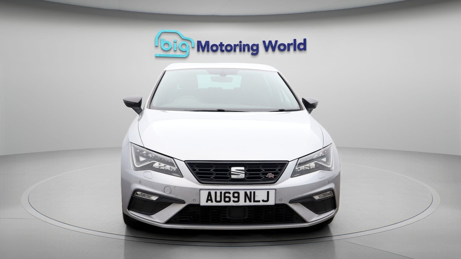 Used SEAT Leon 2020 for sale - 77241846: Photo 2