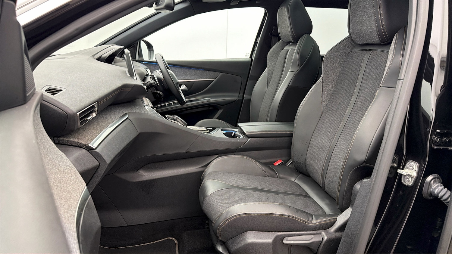 Used Peugeot 5008 2020 for sale - 77917460: Photo 13