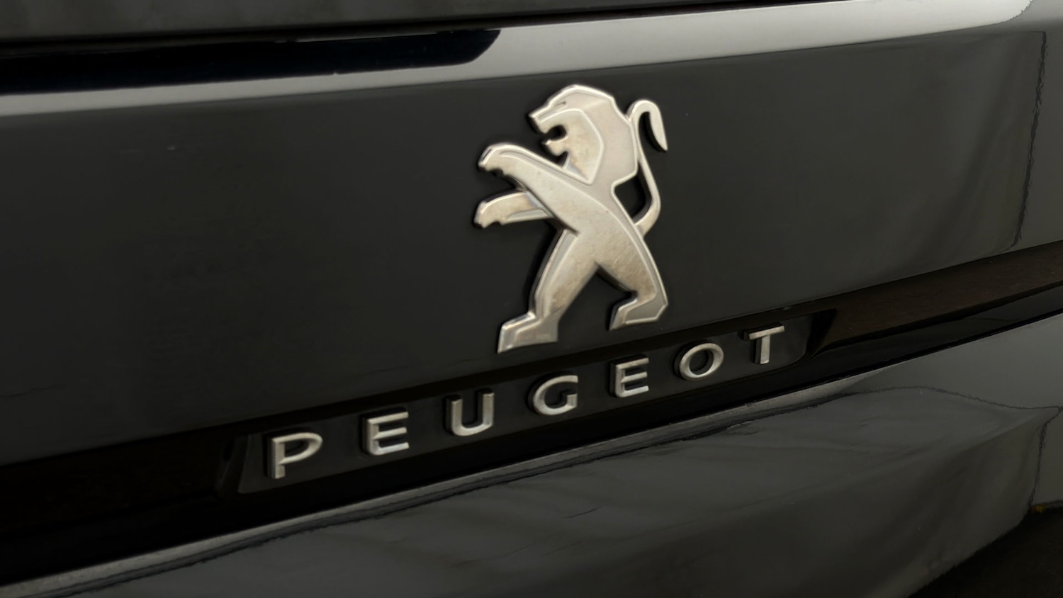 Used Peugeot 5008 2020 for sale - 77917460: Photo 20