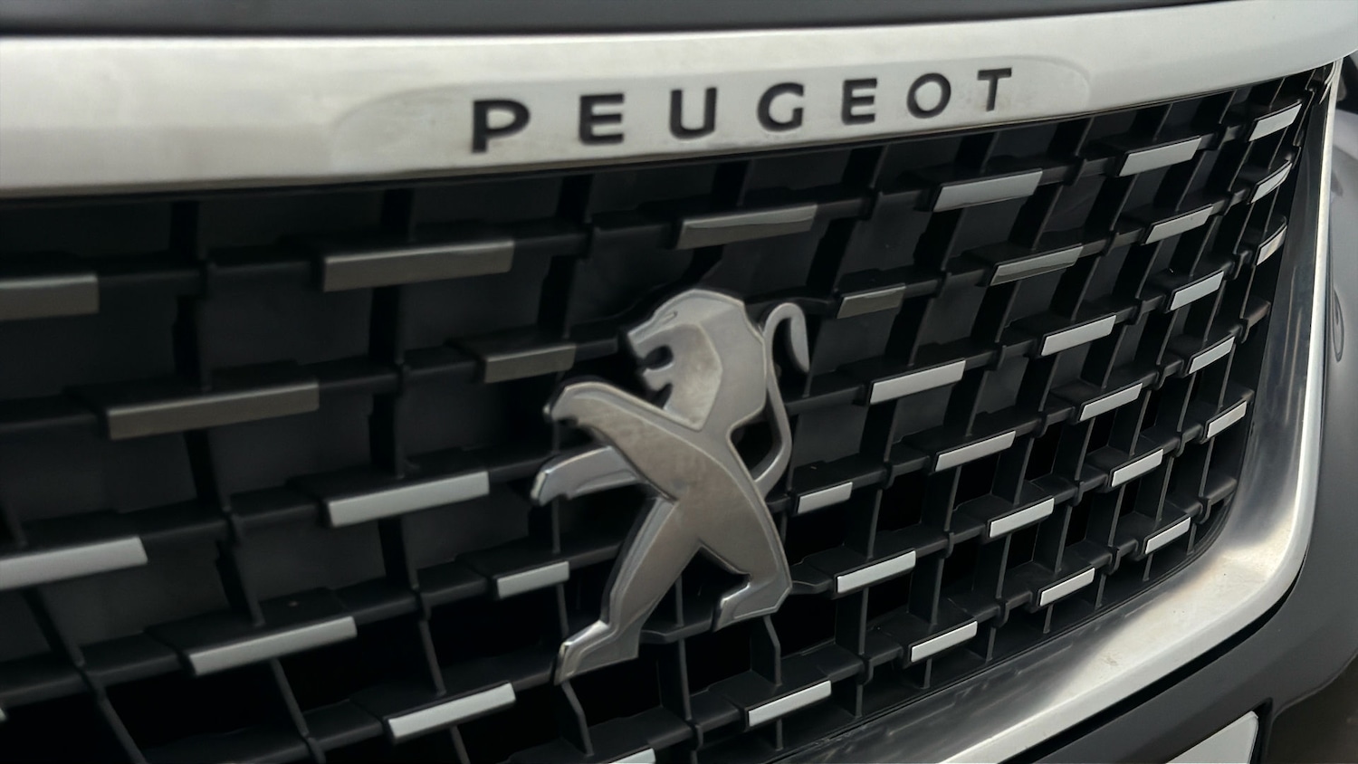 Used Peugeot 5008 2020 for sale - 77917460: Photo 21