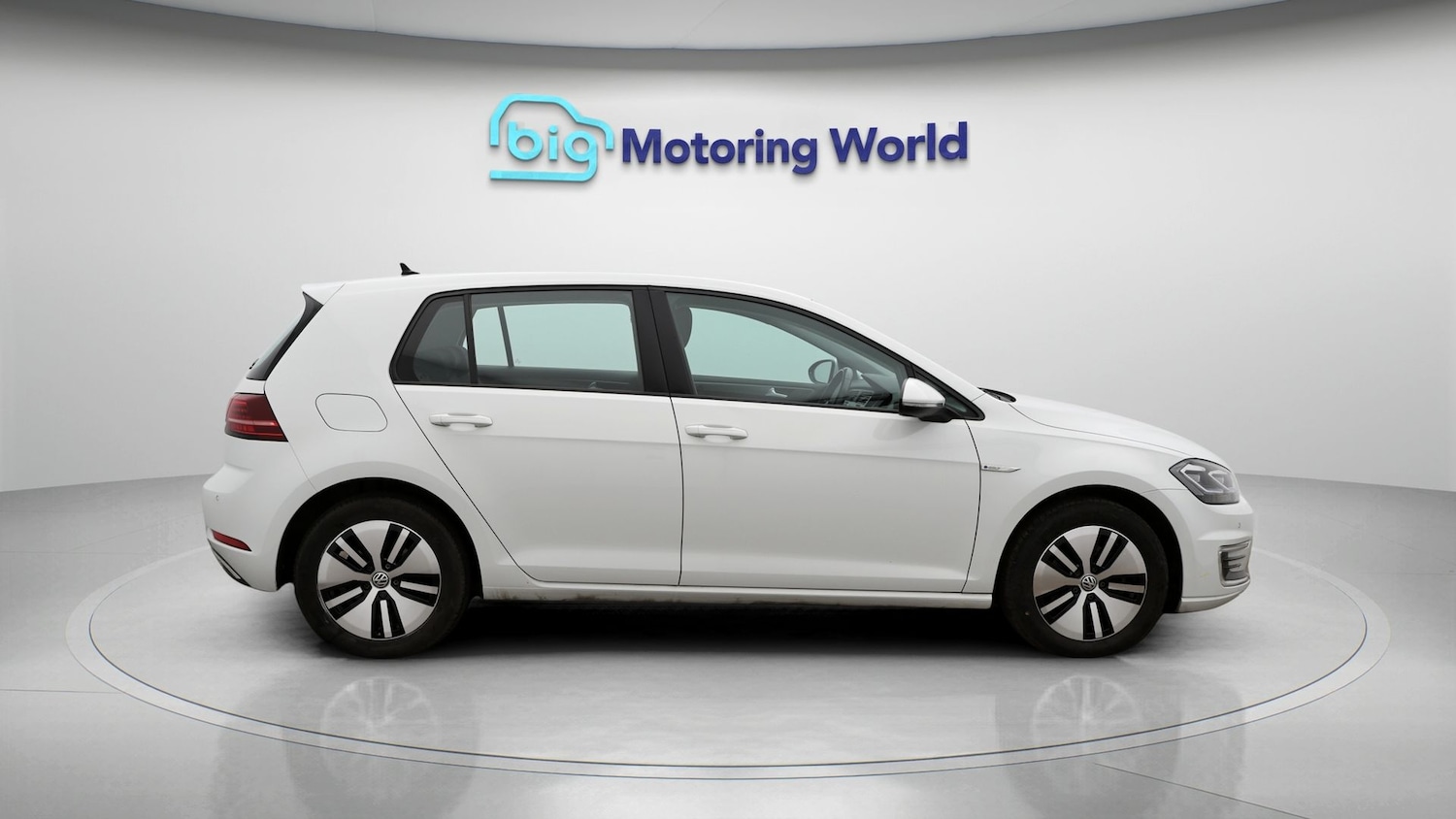 Used Volkswagen Golf 2019 for sale - 77216406: Photo 8