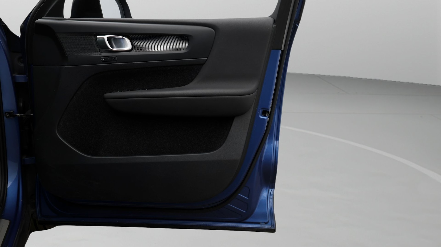 Used Volvo XC40 for sale - 77818066: Photo 15