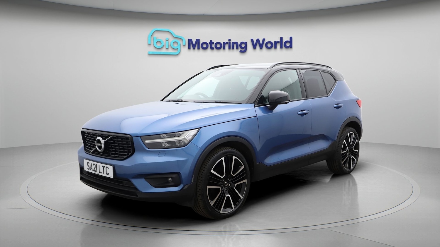 Used Volvo XC40 for sale - 77818066: Photo 3