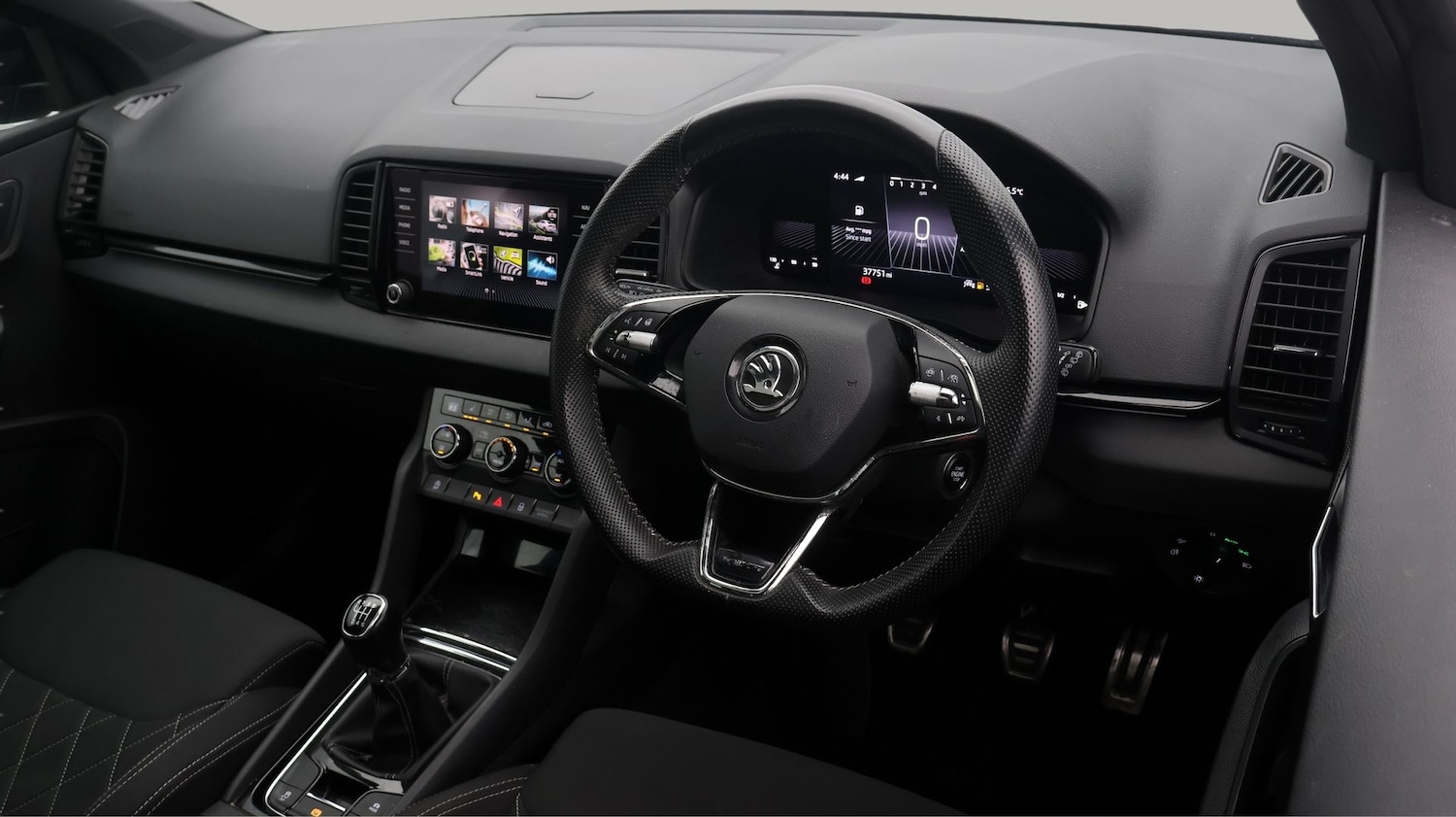 Used Skoda Karoq 2022 for sale - 77460140: Photo 9