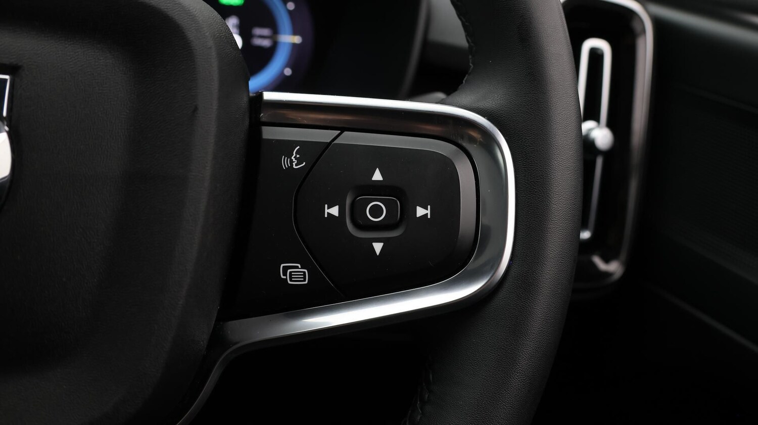 Used Volvo C40 2023 for sale - 77310396: Photo 22