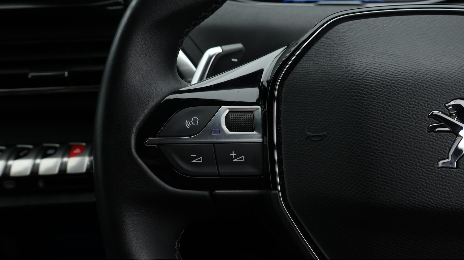 Used Peugeot 3008 2023 for sale - 76512467: Photo 27