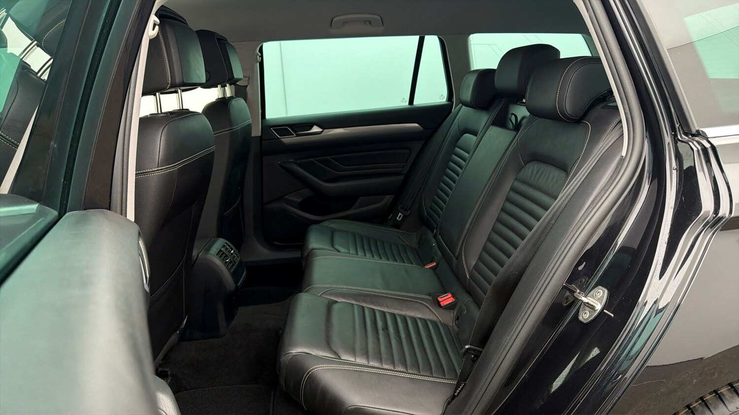 Used Volkswagen Passat 2023 for sale - 77905656: Photo 15