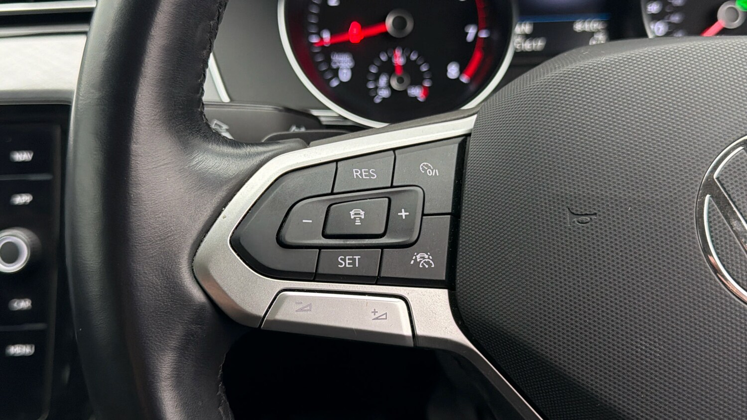 Used Volkswagen Passat 2023 for sale - 77905656: Photo 22