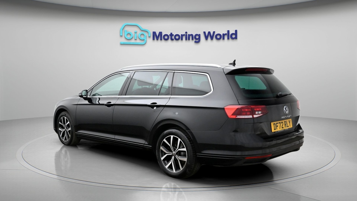 Used Volkswagen Passat 2023 for sale - 77905656: Photo 5