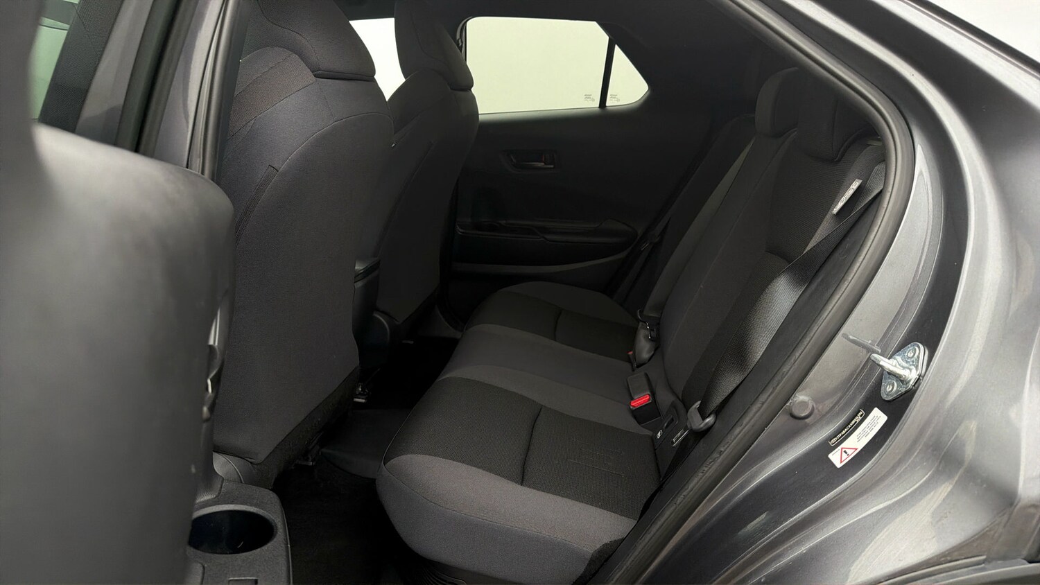 Used Toyota C-HR 2024 for sale - 77930549: Photo 15