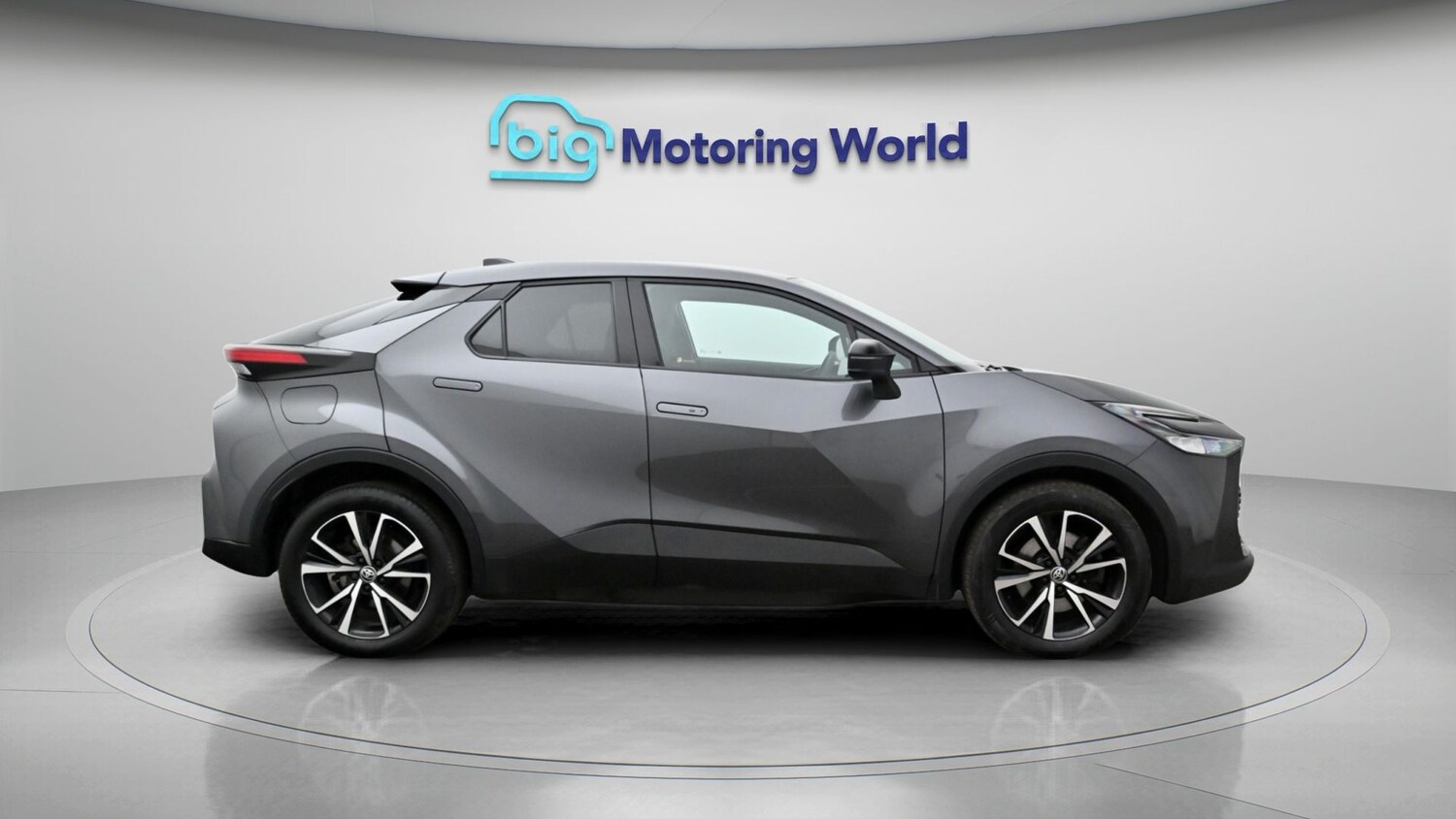 Used Toyota C-HR 2024 for sale - 77930549: Photo 8