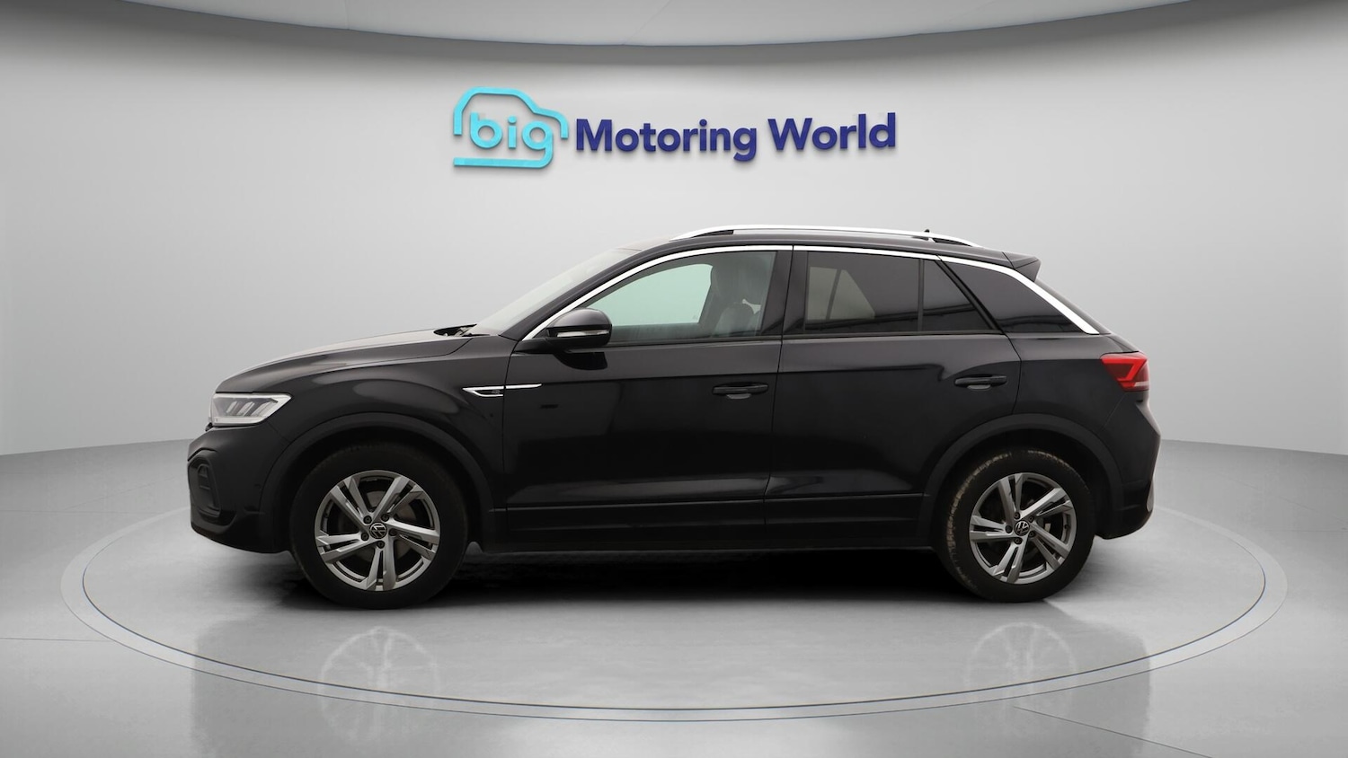 Used Volkswagen T-Roc 2022 for sale - 76294607: Photo 5
