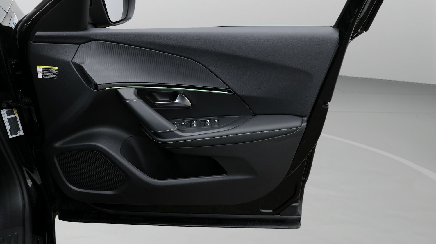 Used Peugeot 2008 2023 for sale - 77609782: Photo 15