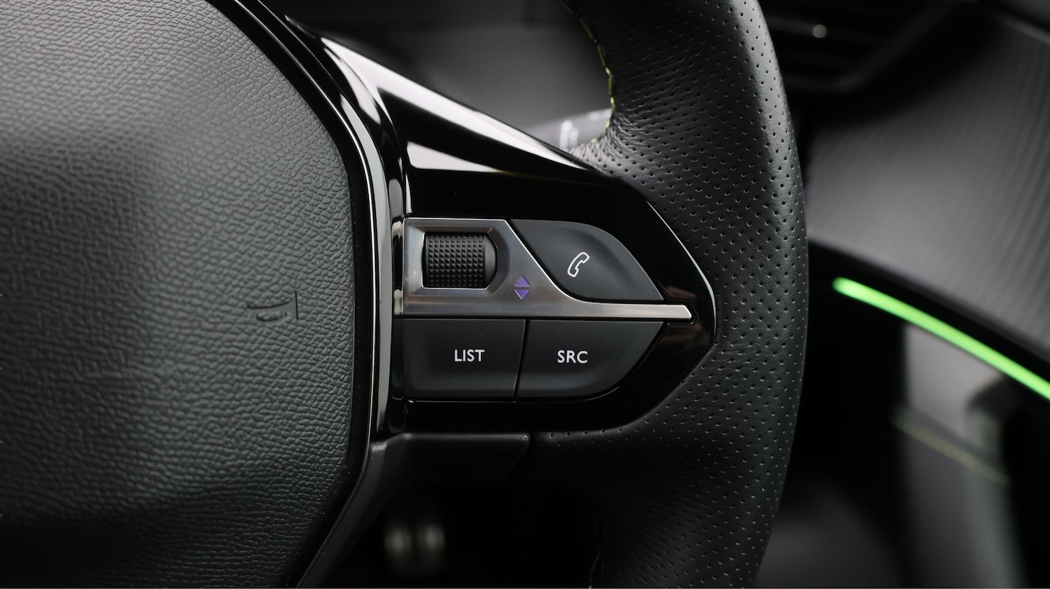 Used Peugeot 2008 2023 for sale - 77609782: Photo 25