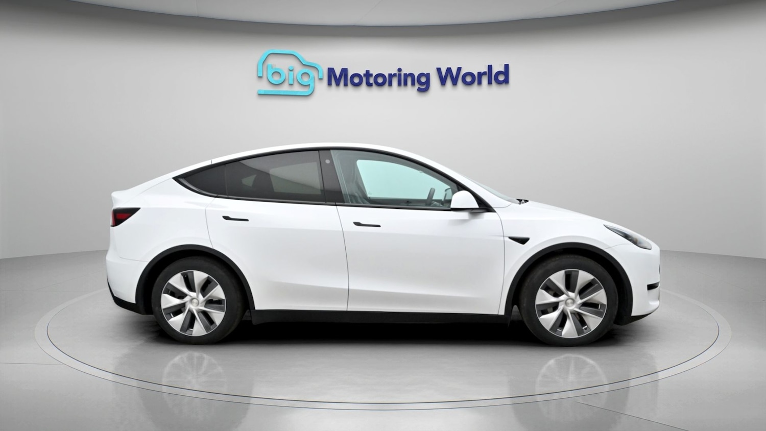 Used Tesla Model Y 2023 for sale - 77998843: Photo 8