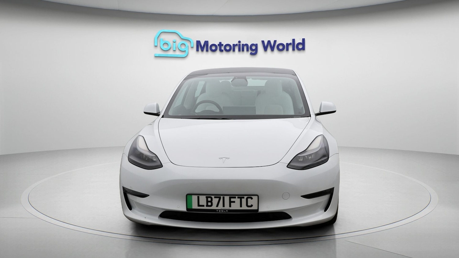 Used Tesla Model 3 2021 for sale - 77196742: Photo 2