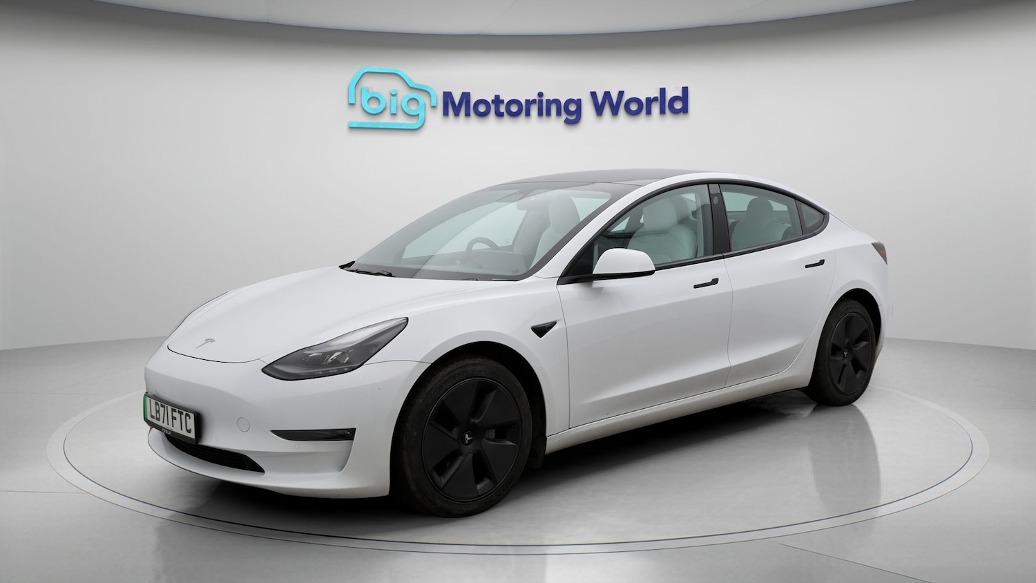Used Tesla Model 3 2021 for sale - 77196742: Photo 3