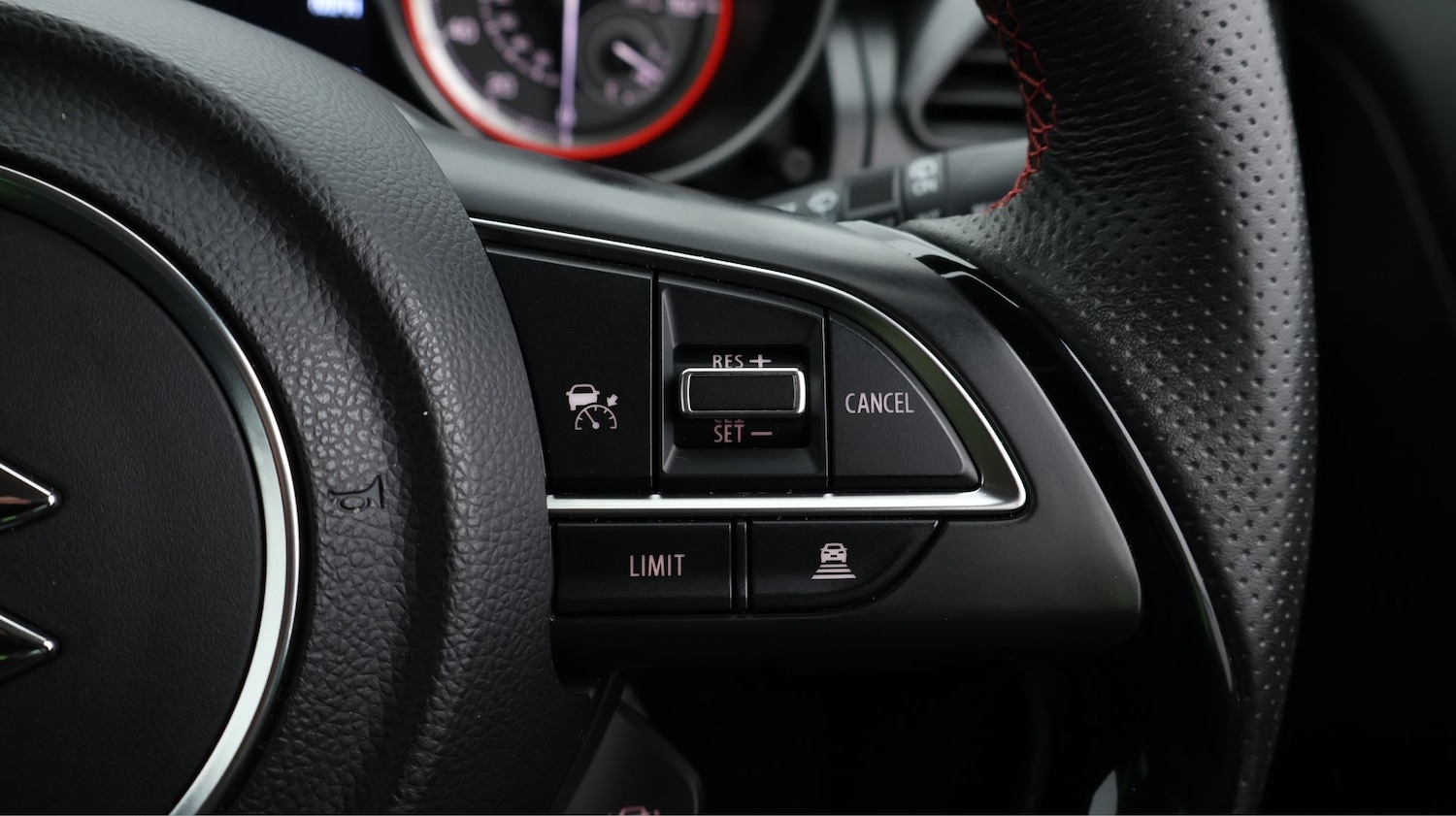 Used Suzuki Swift 2023 for sale - 77606281: Photo 23