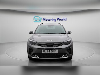 Used Kia Stonic 2024 for sale - 76457448: Photo