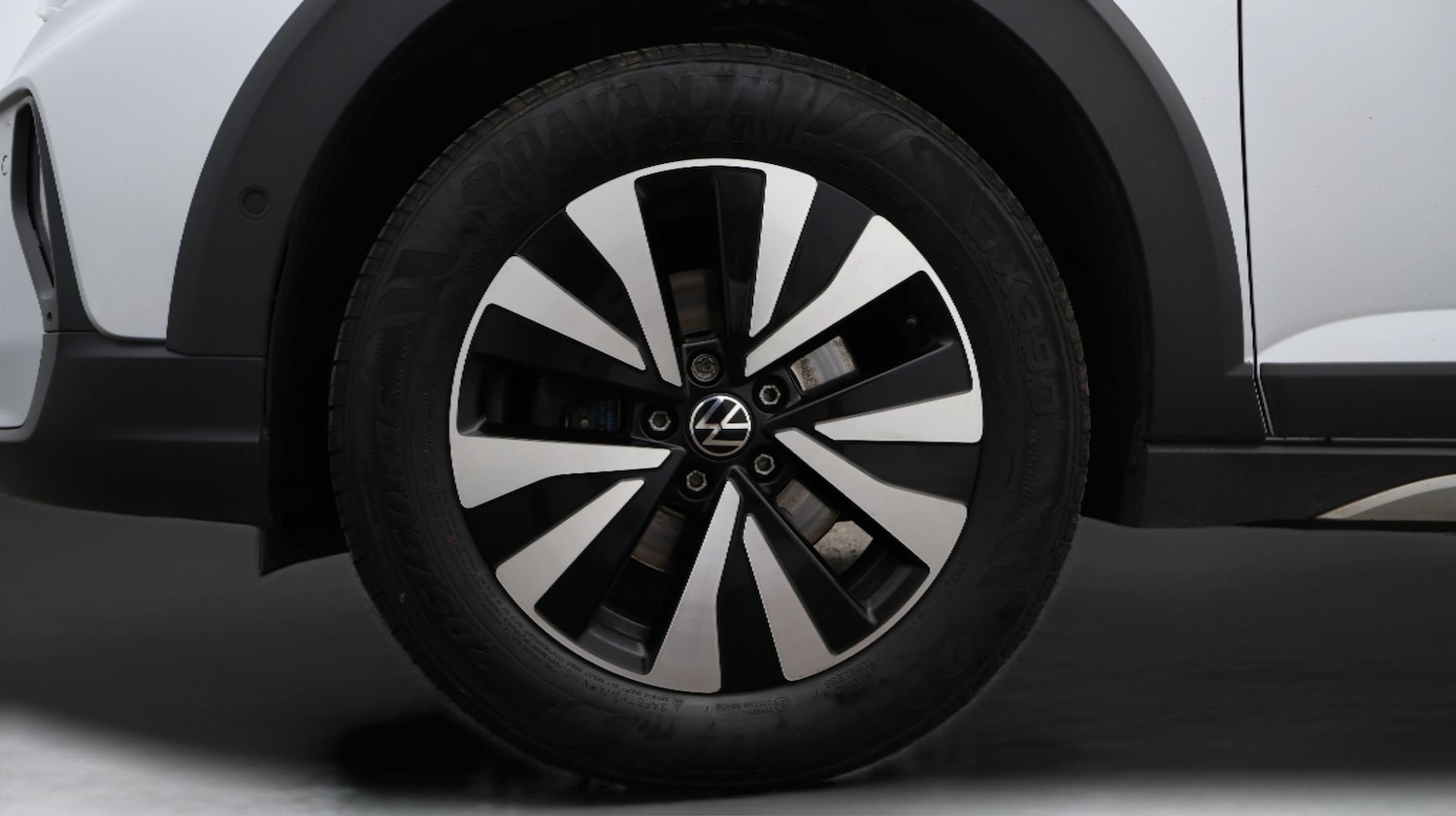 Used Volkswagen Taigo 2023 for sale - 77403808: Photo 18