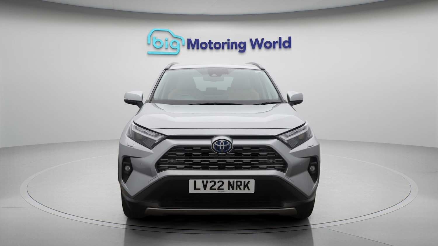 Used Toyota RAV4 2022 for sale - 76084906: Photo 2