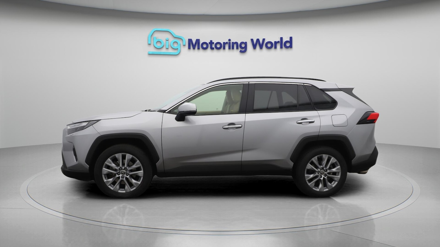 Used Toyota RAV4 2022 for sale - 76084906: Photo 4